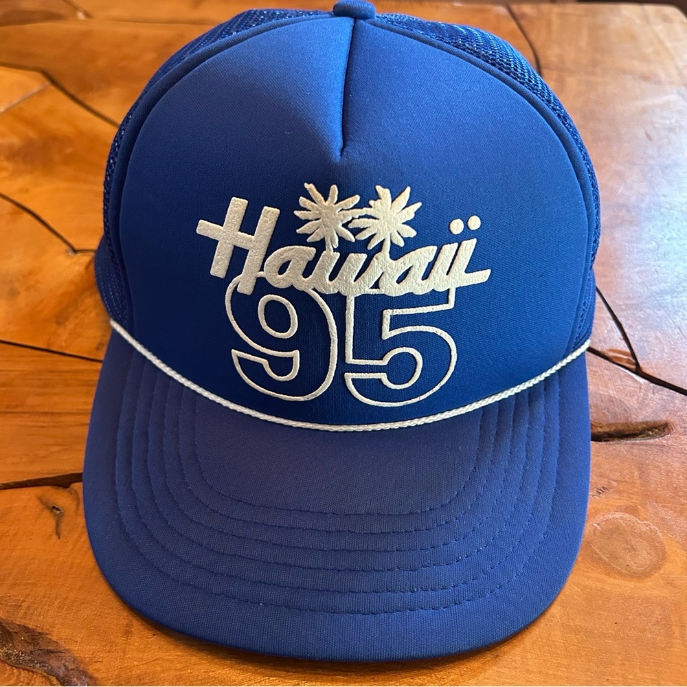1995 Hawaii Trucker Hat Palm Trees Waikiki Dukes Maui Pipeline Surf 90s Vintage